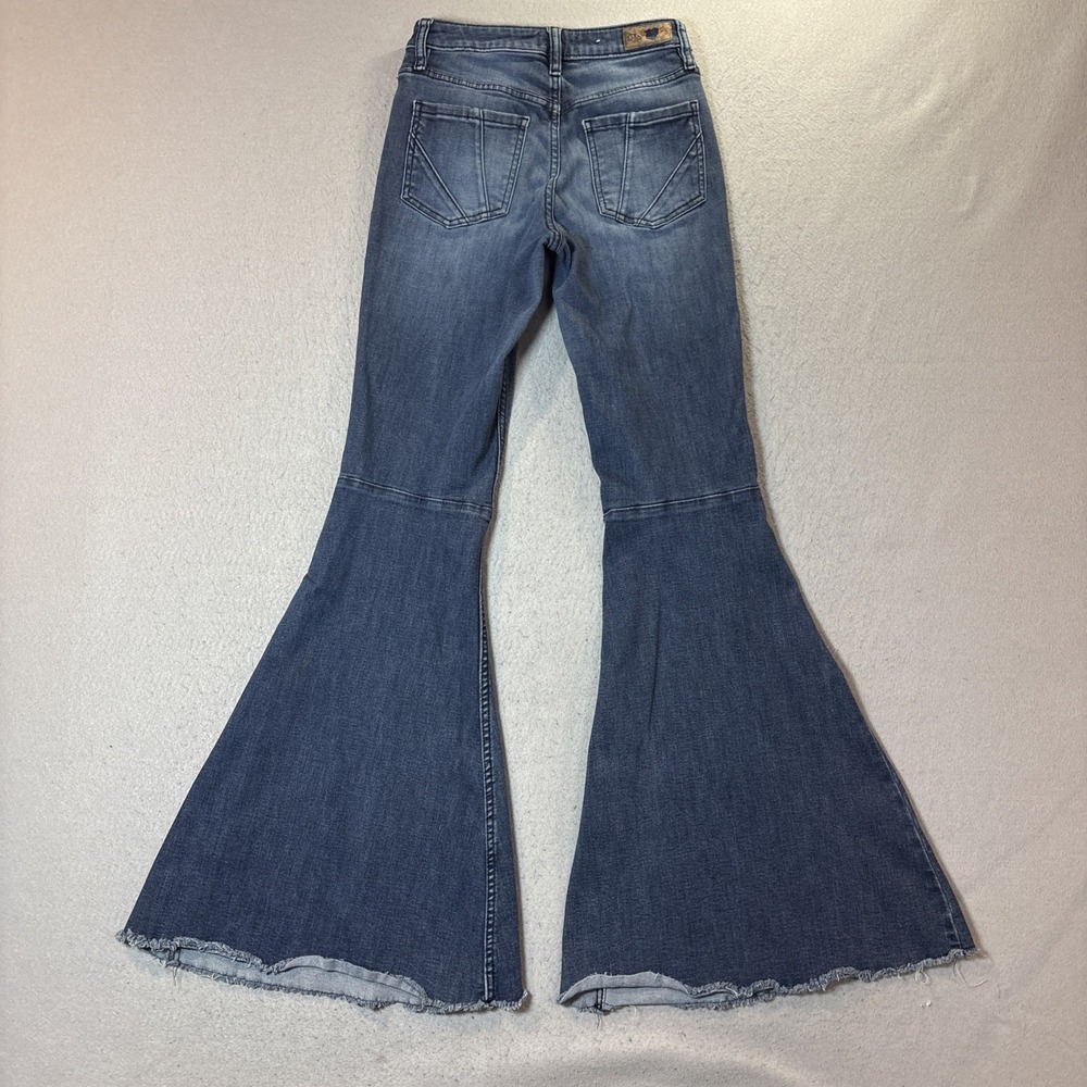 Shyanne Jeans Women's 28 Super Flare Bell Bottom Ripp Style Lot of 2 - Picture 5 of 16